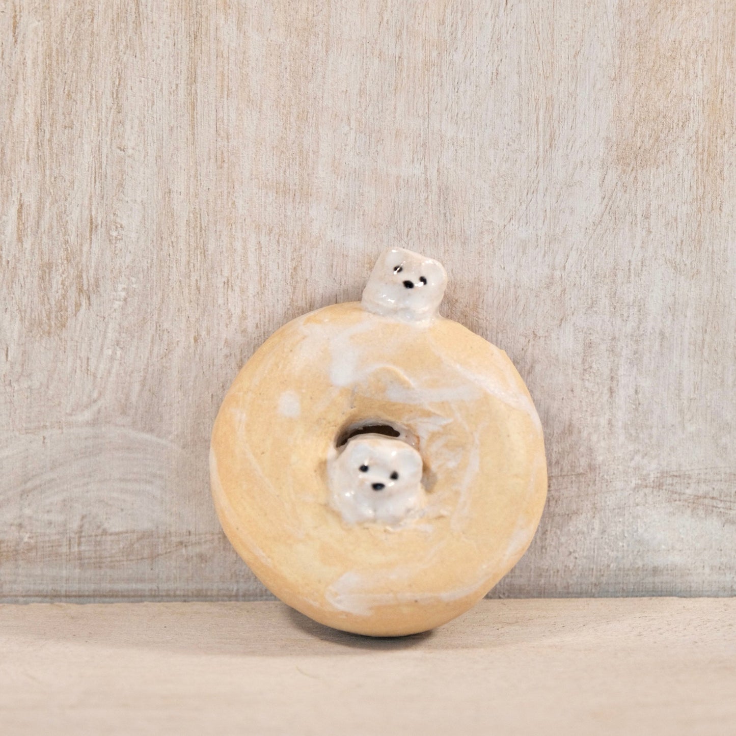 Suzuki Tamami Handmade Donuts Wall Decor (mini flower vase)
