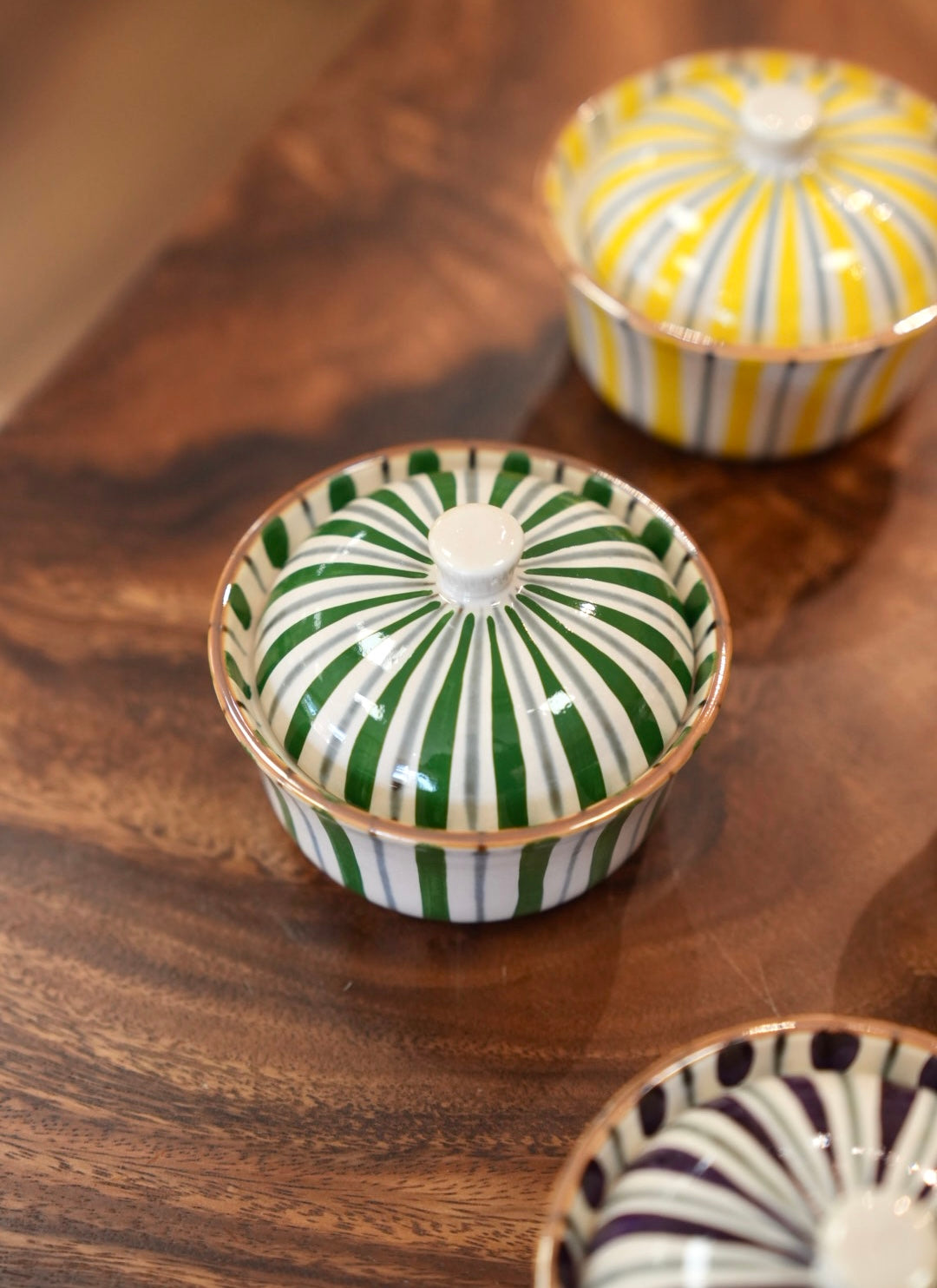Japan Arita Hand Painted Dyed Brocade “Tokusagusa” Yuzu White Glaze Lidded Bowl – 4 Colors