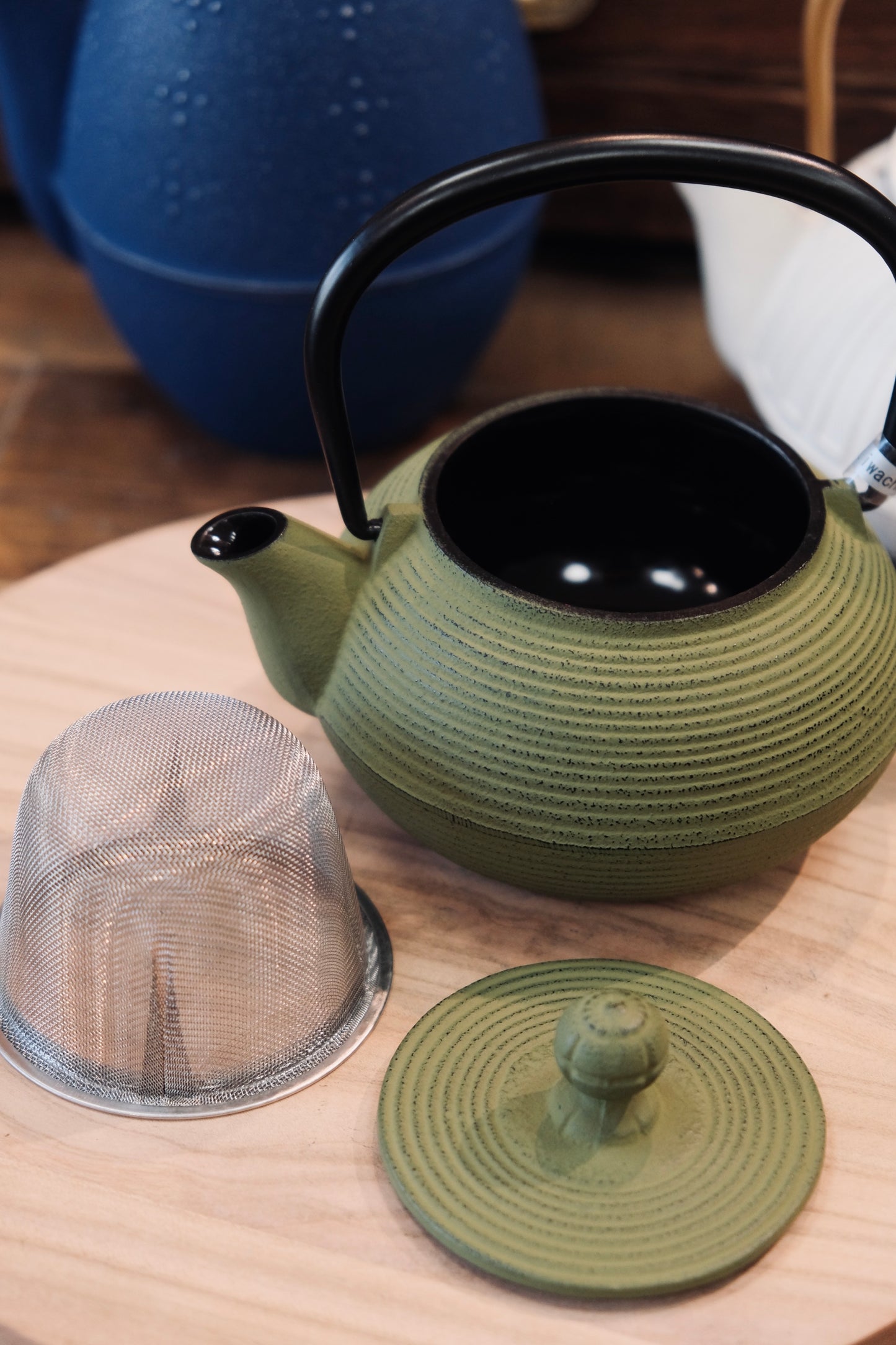 IWACHU Nambu Tekki Cast Iron 320ml "Matcha Green" Teapot (Gift Box)