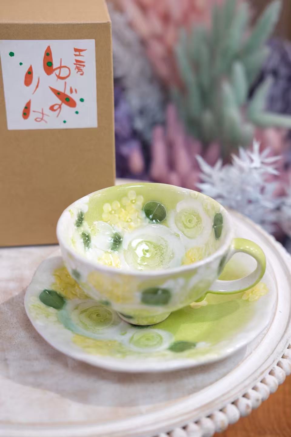 YUZURIHA FLOWER HANDMADE CERAMIC FLOWER CUP AND SAUCER