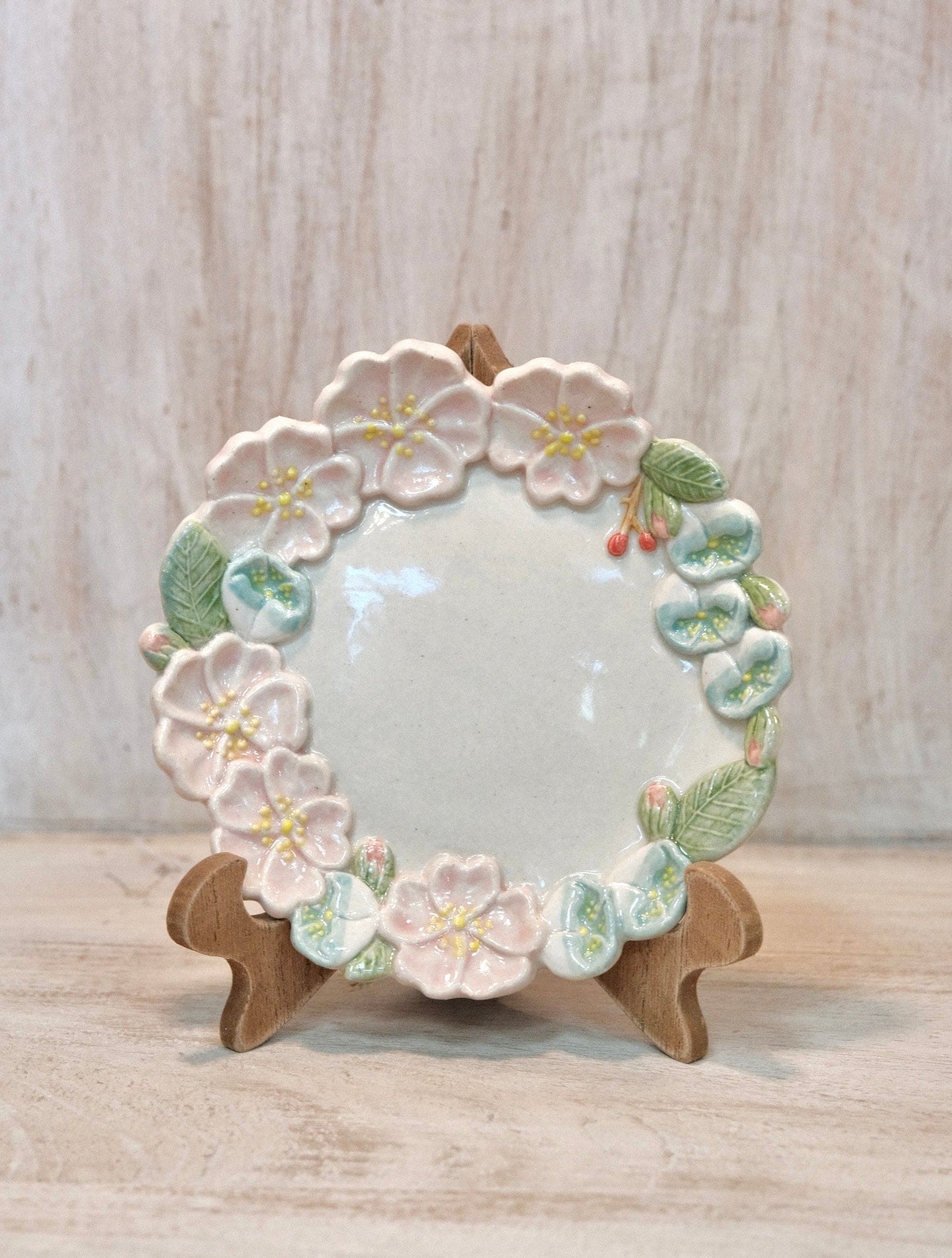 Misao Ishiguro-石黒美佐緒 Handmade 5.5'' Small Plate (Pink Flower)