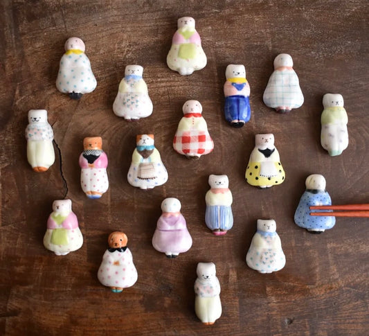 Misa Omote-表 美沙 Kutani Artist Handmade chopstick rest