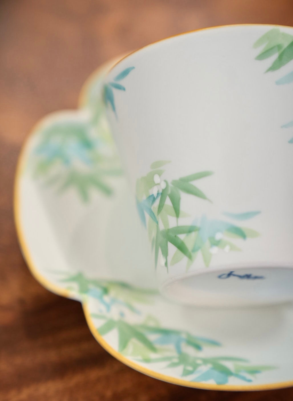 Japan Arita Yaki Artisan Hand Painted Green Leaf Cup and Saucer Set