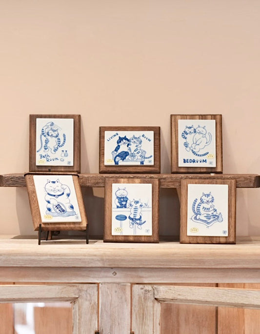 Japan Arita Hand painted “Sōmetsuke Cat Tile” Ceramic Plates with Wooden Frame