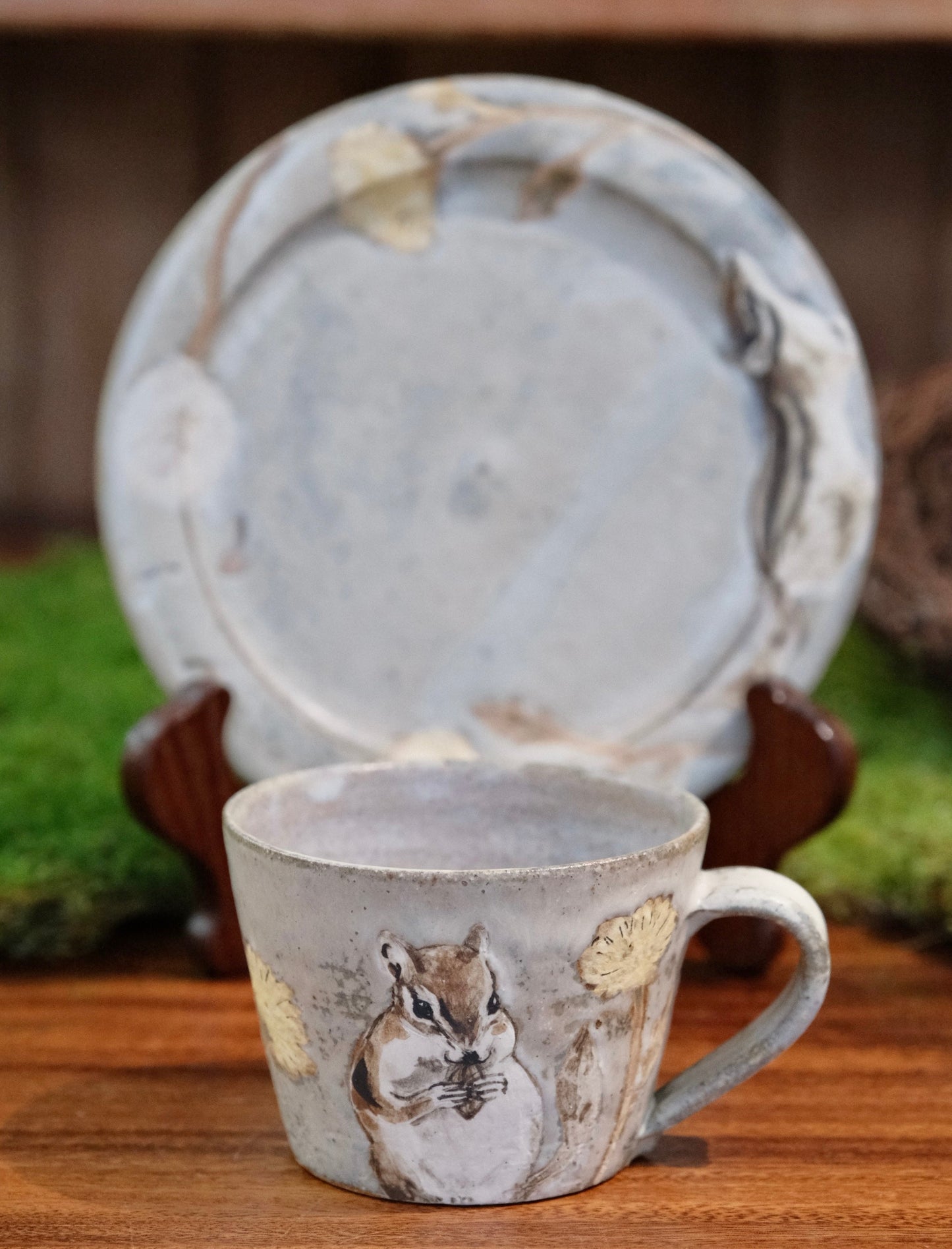 2025 Artisans-森安幸代 Acne Pottery Studio Handmade squirrel Cup and Saucer