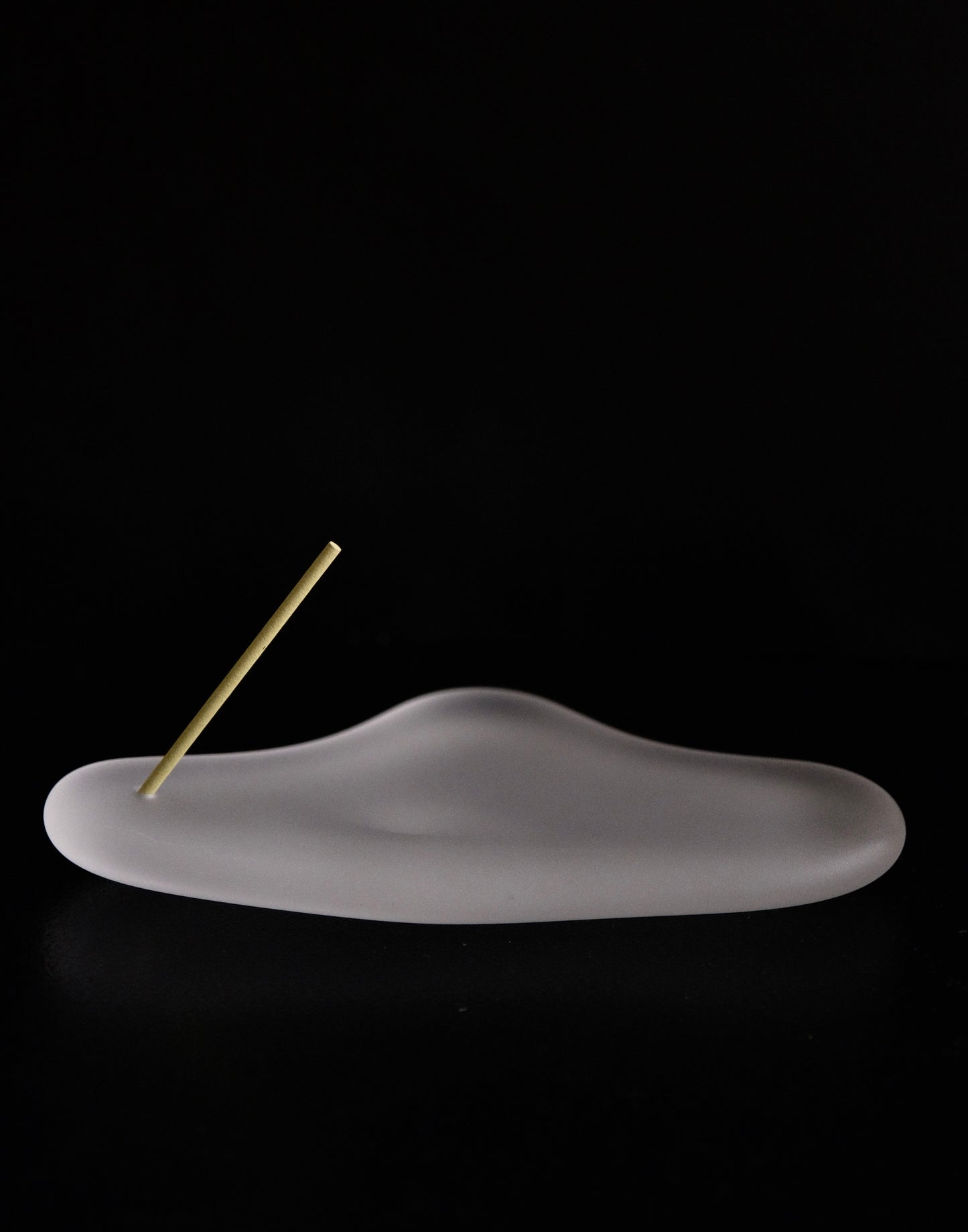 吉田晶乃 Akino Yoshida Handmade Glass Incense Holder (#2)