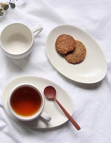 Saliu 'Yui" White Saucer