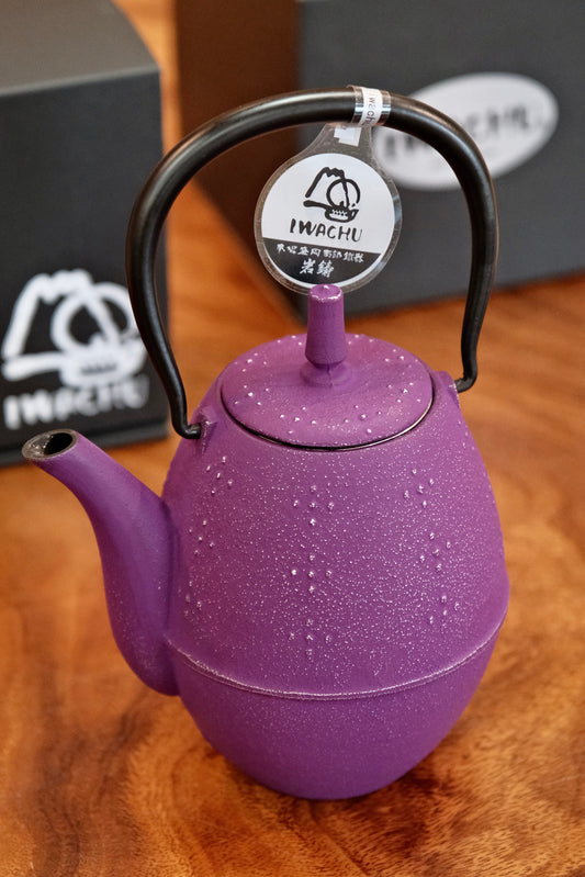 IWACHU Nambu Tekki Cast Iron 600ml Purple Teapot (Gift Box)