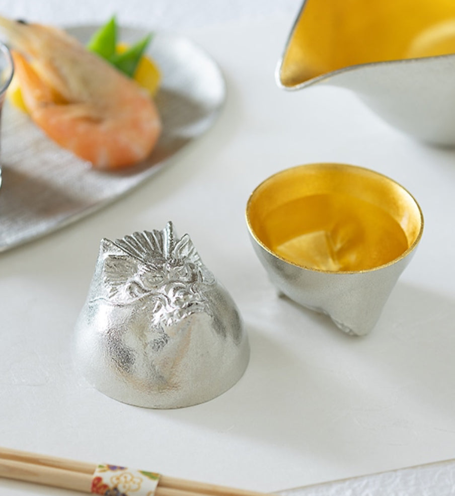 能作Nousaku 100% Tin Sake cup GUINOMI Zodiac Dragon Gold leaf 50cc (Gift Box)