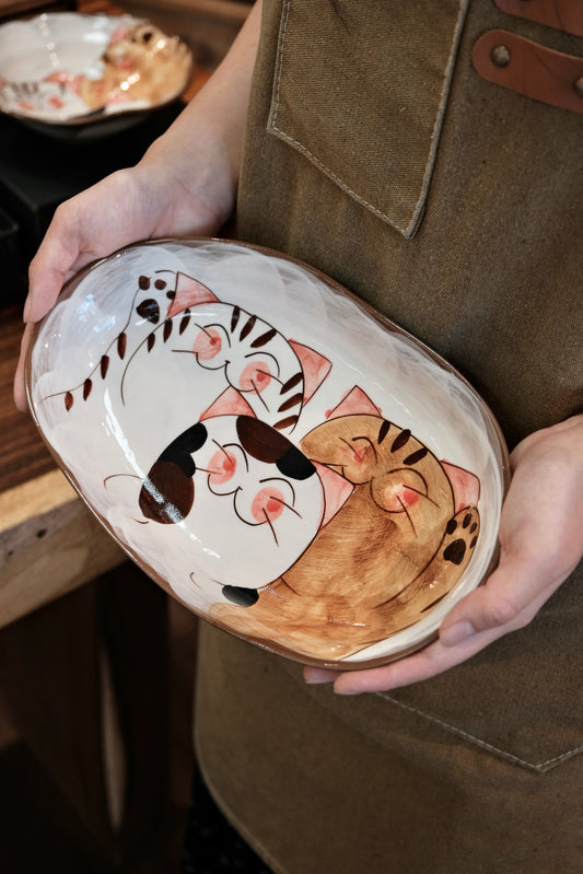 Hasami ware Handcraft Cat Oval Plate Large Size