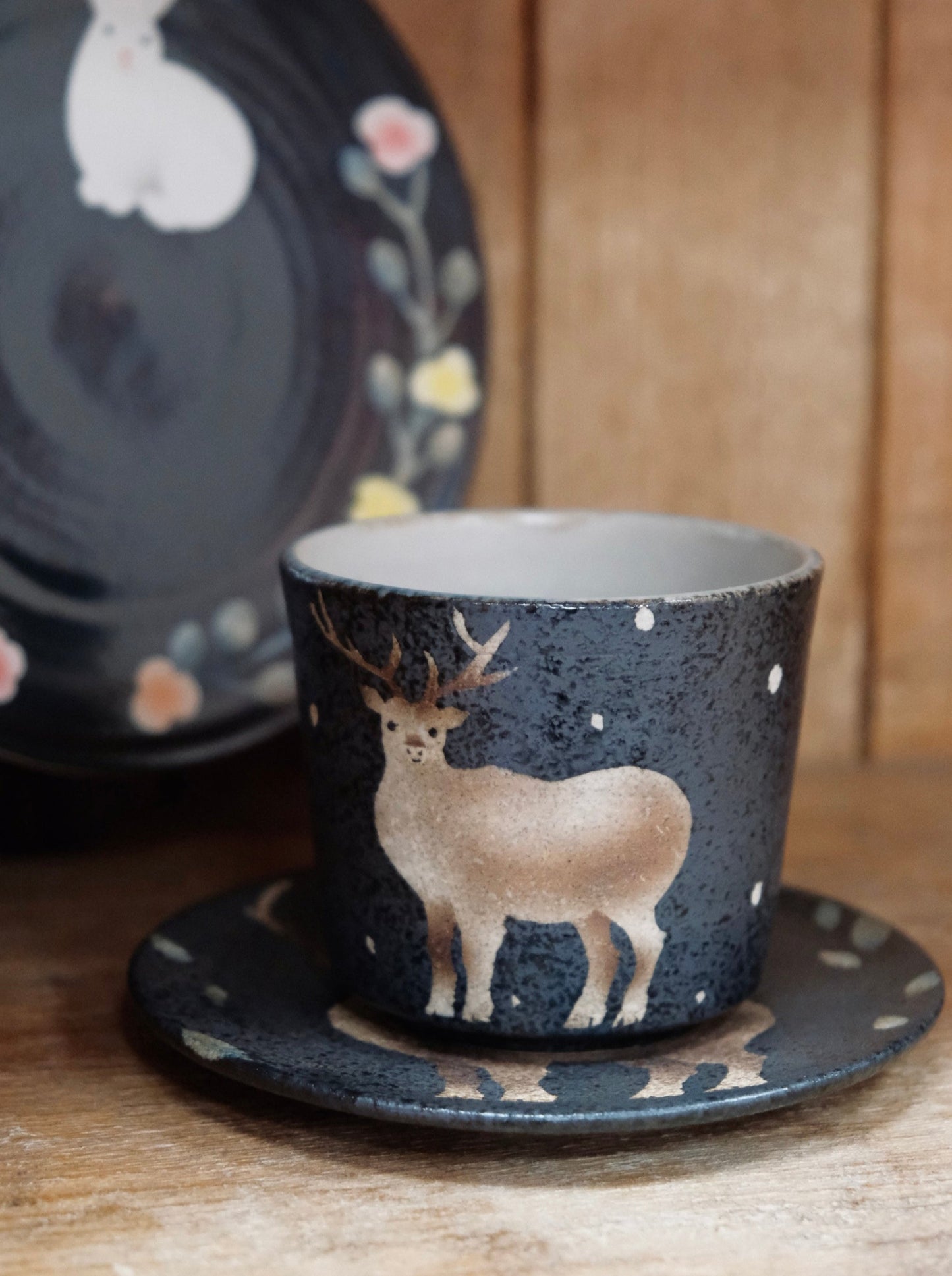 Artisans-川嶋理良 Lila Handmade Reindeer Cup and Saucer