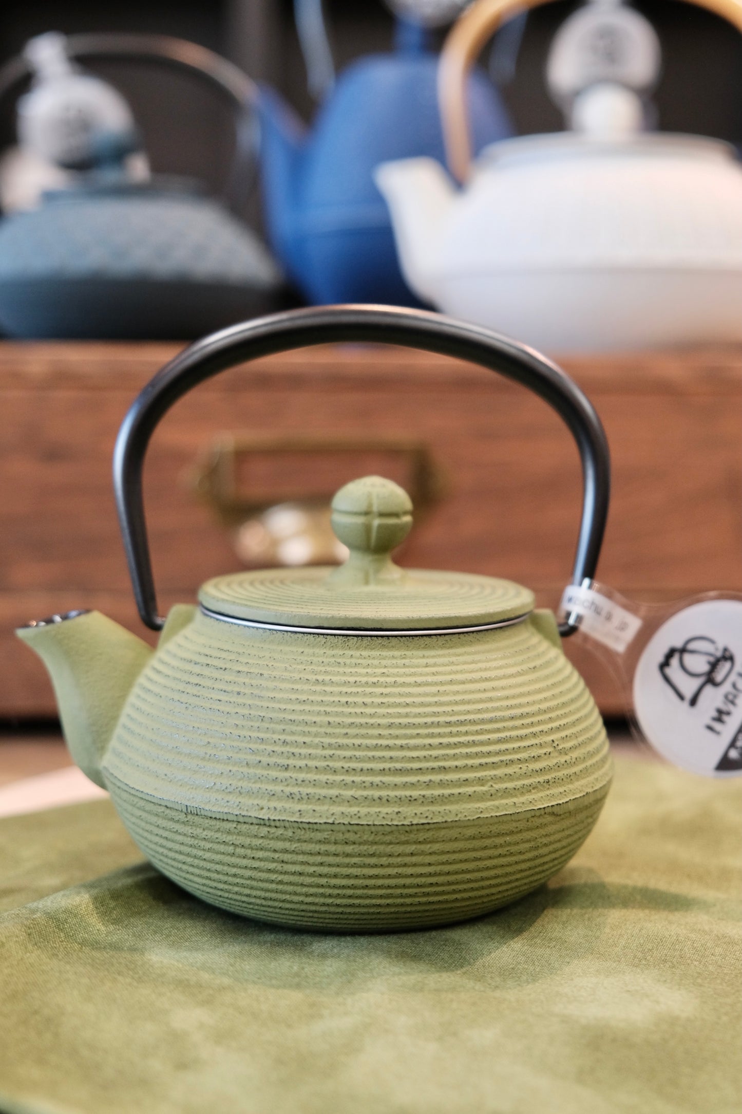 IWACHU Nambu Tekki Cast Iron 320ml "Matcha Green" Teapot (Gift Box)
