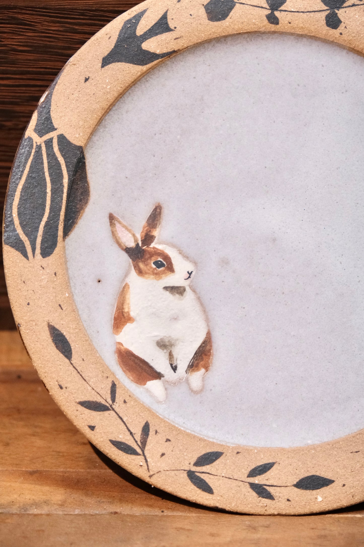 Artisans-森安幸代 Acne Pottery Studio Handmade 18cm/7inch medium plate (Rabbit)