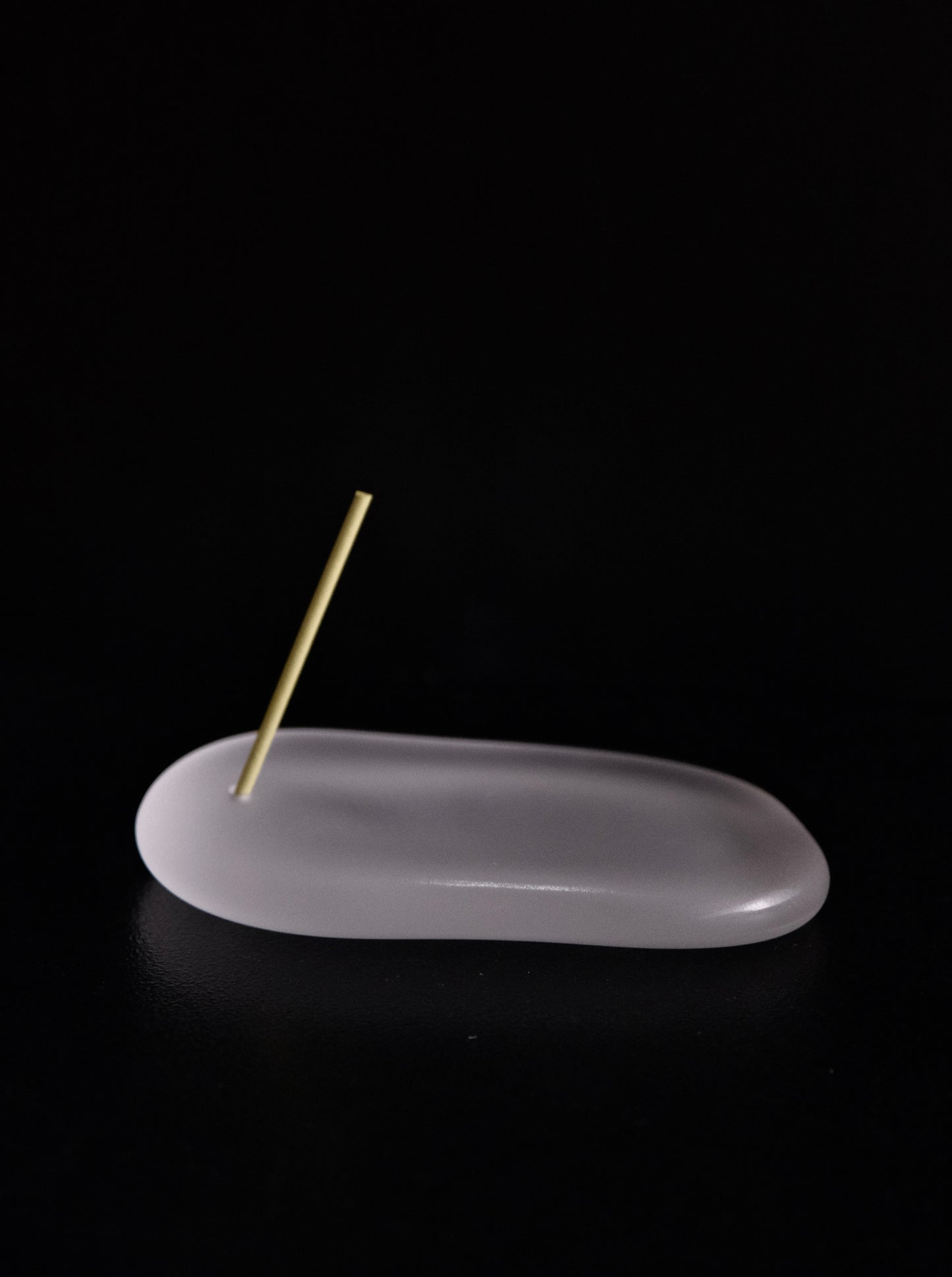 吉田晶乃 Akino Yoshida Handmade Glass Incense Holder (#3)