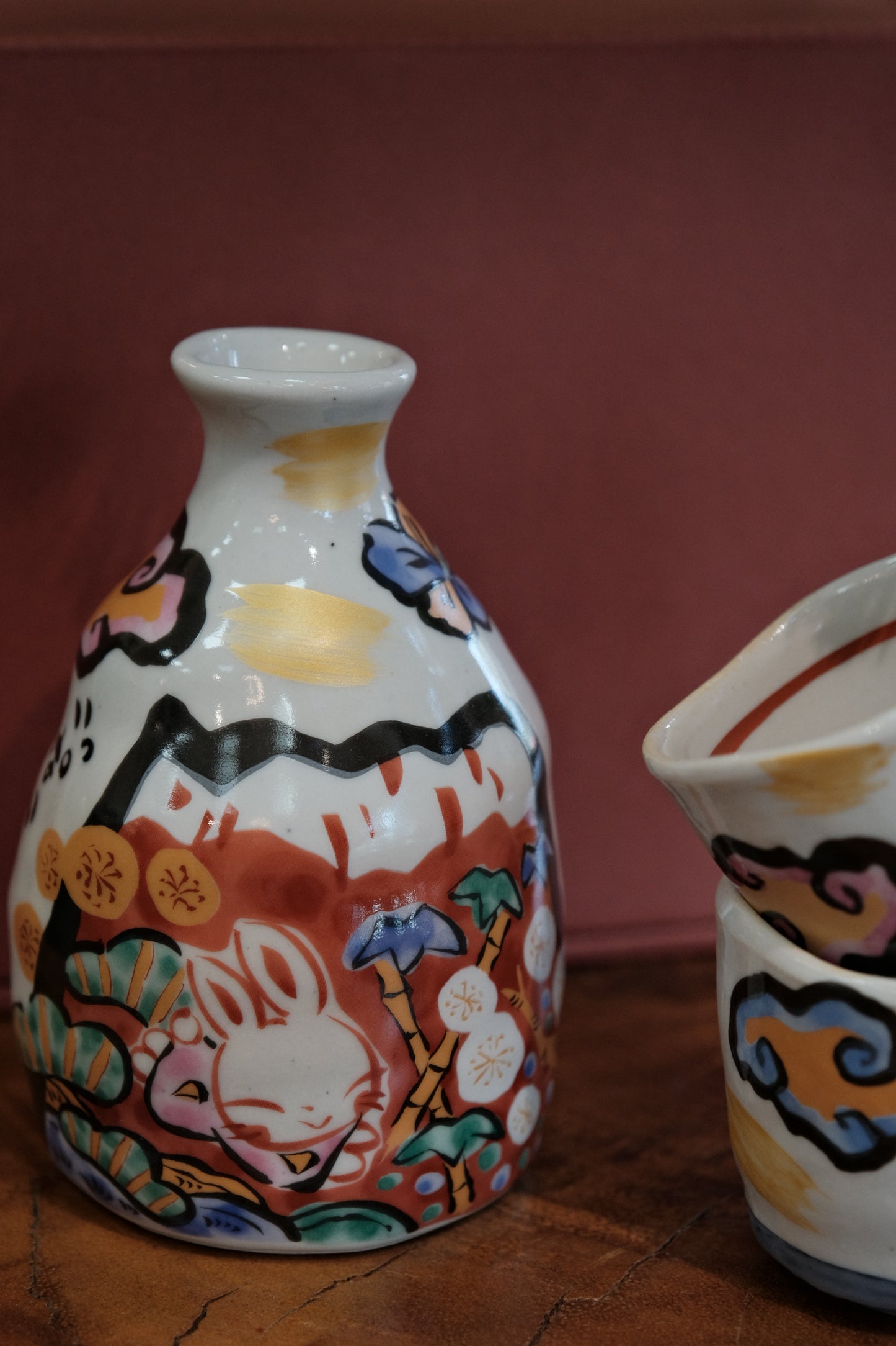 Yudachi Gama Handcraft Lucky Rabbit Sake Set (Gift Box)