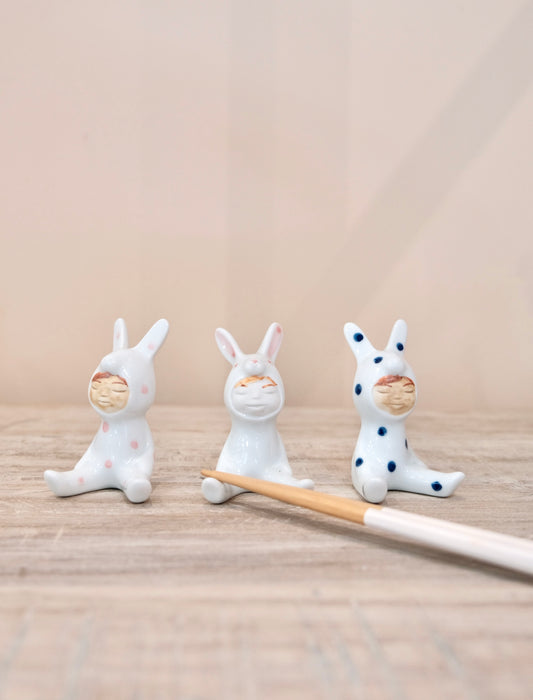Japan Artisans 北川美宣 Handmade Playful Selection Chopstick Rest- Sitting rabbit