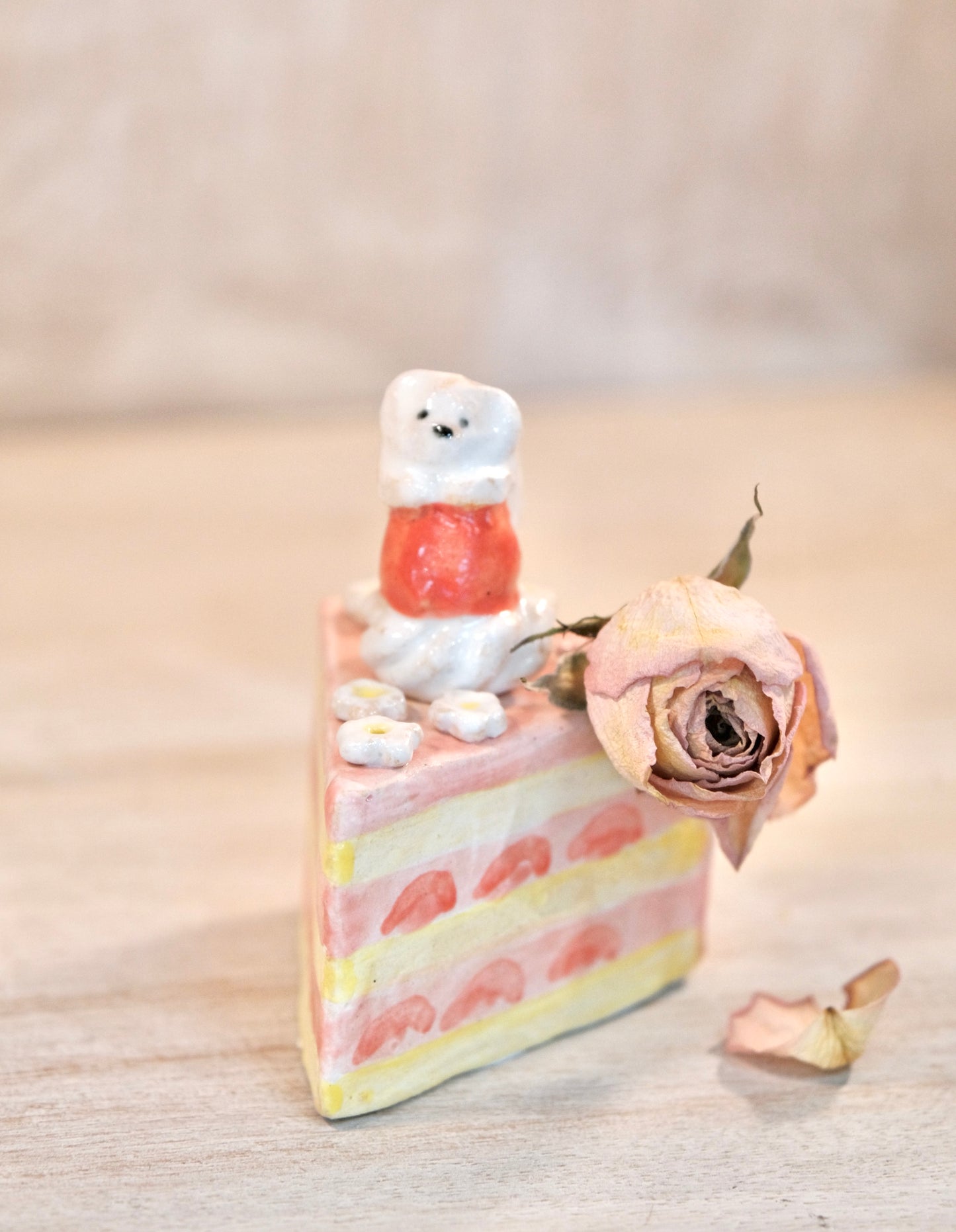 Suzuki Tamami Handmade Sliced Cake Mini Flower Vase