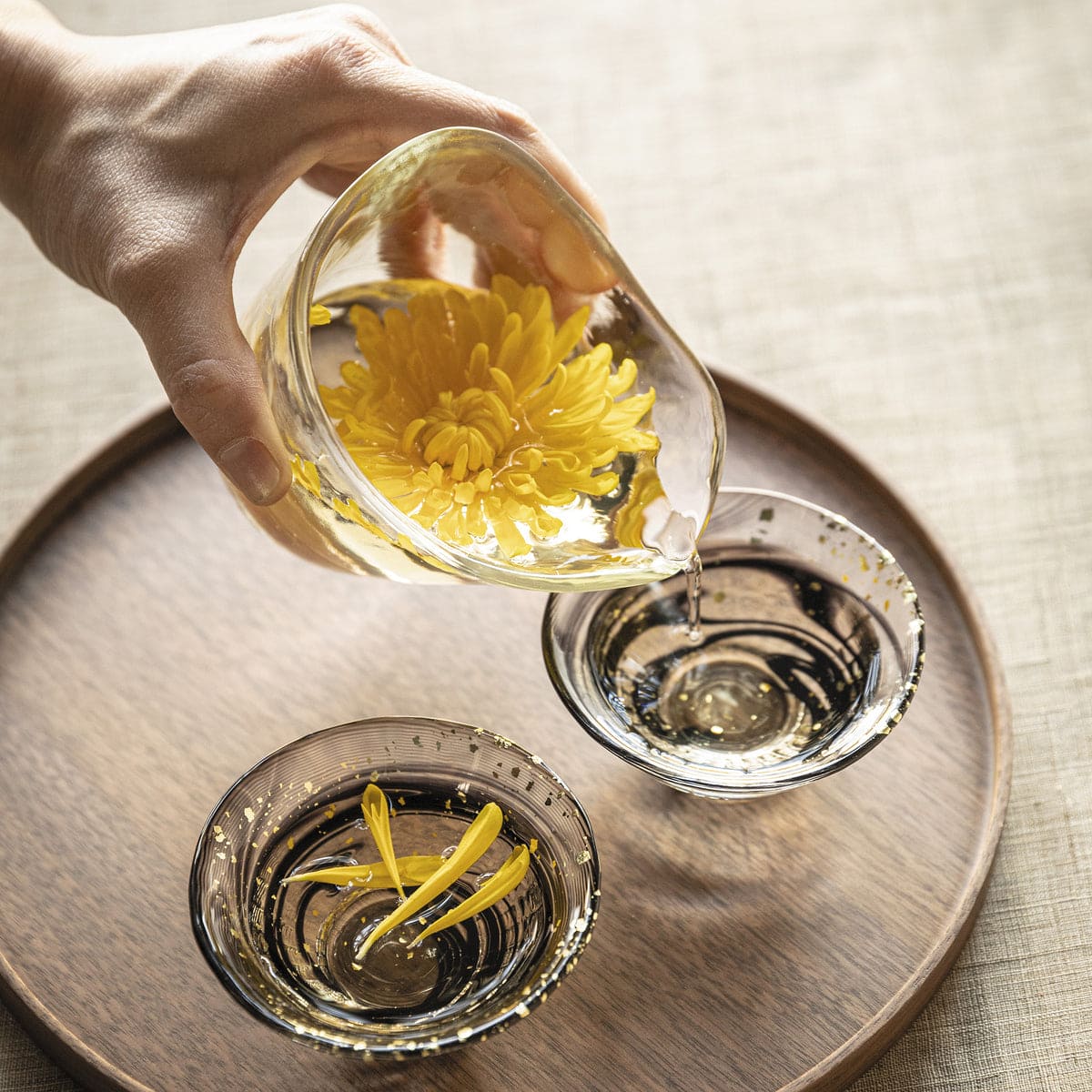 Japan TSUGARU VIDRO SOUKA Gold Plated Handmade Sake Cup