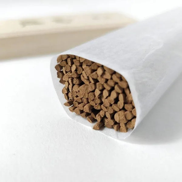 香彩堂-Kousaido 老山白檀 Premium Sandalwood Incense with wooden box 50g(About 110 Sticks)