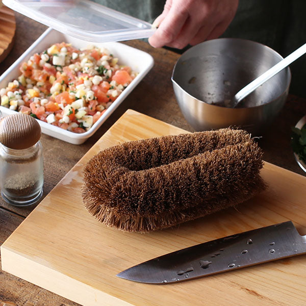Kame-no-ko Tawashi Vegetable Scrub Brush for cleaning