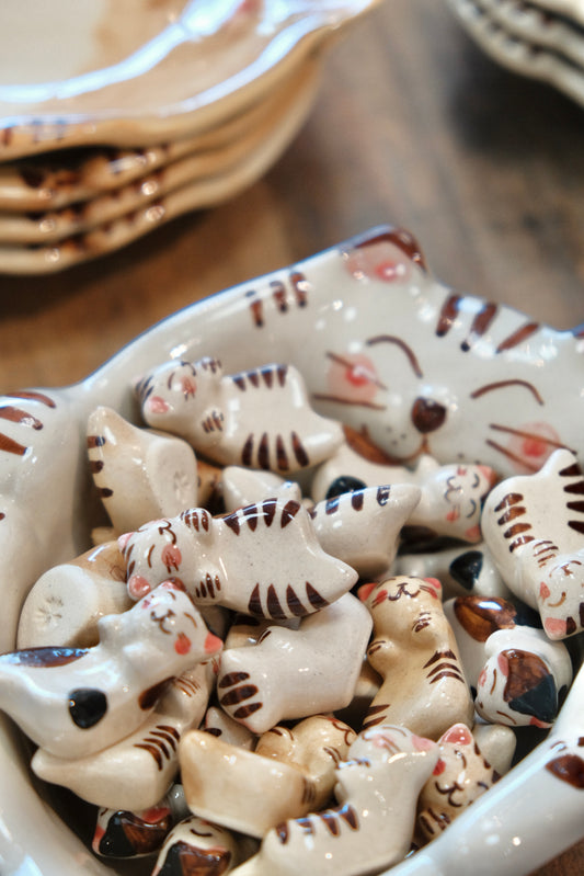 Hasami ware Handcraft Cat Chopstick Rest