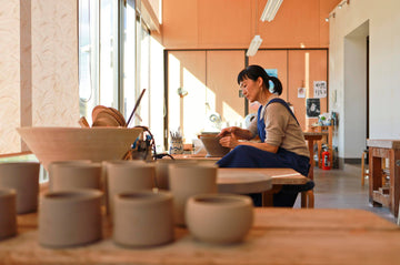 Artisans-川嶋理良 Lila Handmade Choko Cup (Coffee Beans)