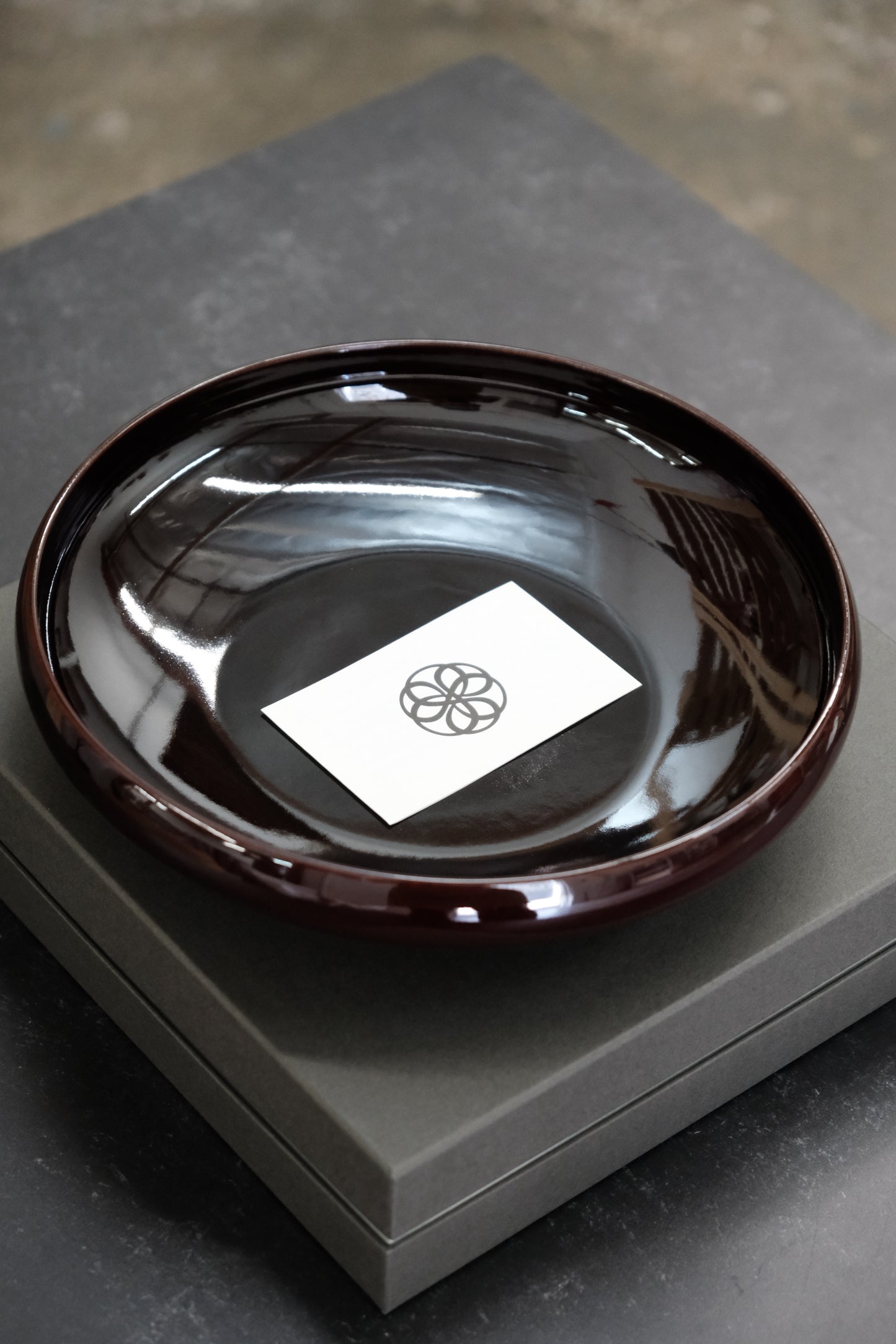 MIYAMA x TSUDOI by RINA ONO(IRON MAROON SERVING BOWL)