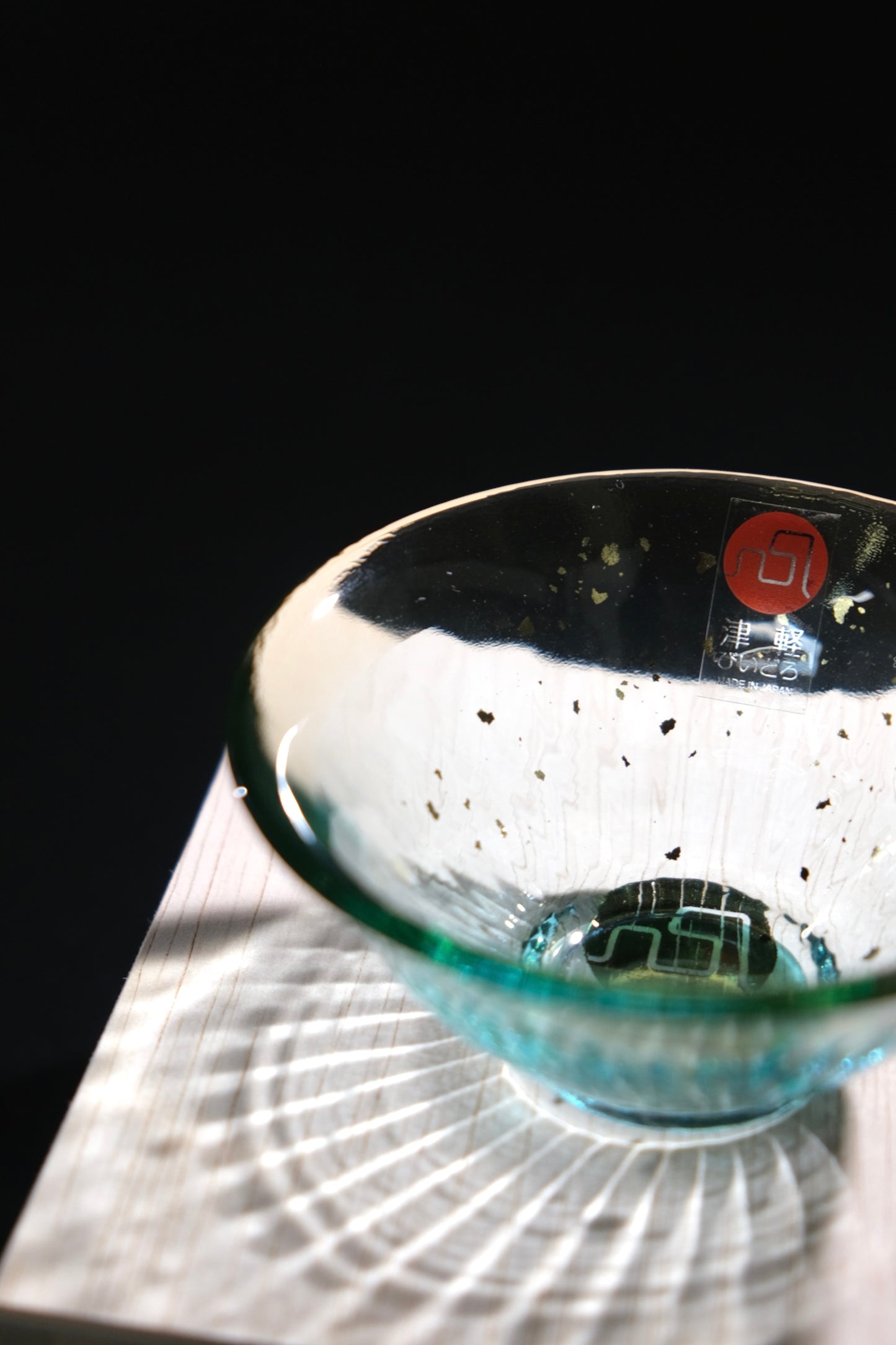 Japan TSUGARU VIDRO SOUKA Gold Plated Handmade Sake Cup