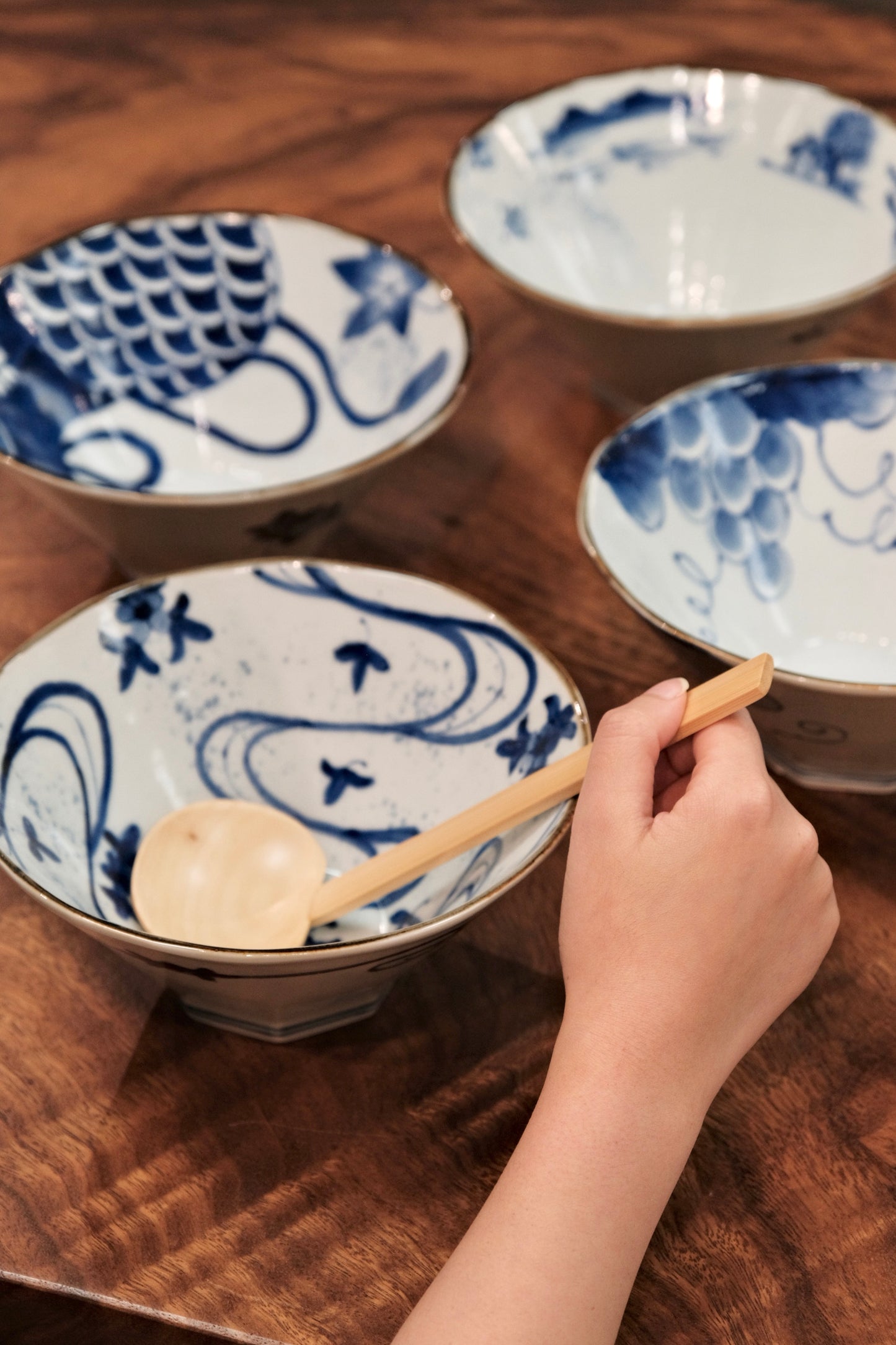 Arita Yaki Sometsuke Blue and White Handmade 7.5inch Large Ramen Bowl