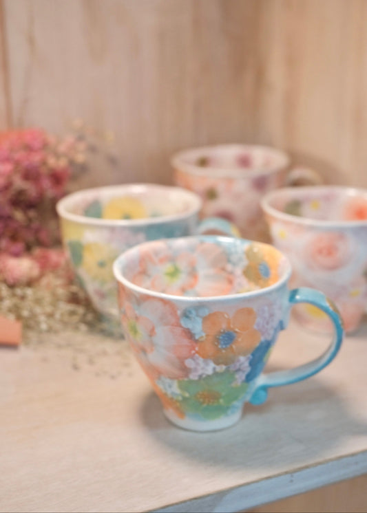 Seto Ware YUZURIHA Flower Mug