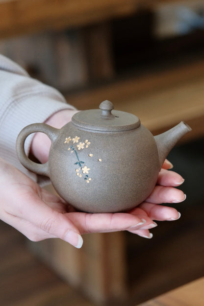 Tokoname Japan Artisan Handmade Butterfly and Cherry Blossom Teapot by Aomine青峰