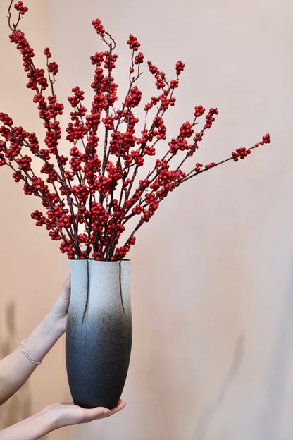 Japan MARUI Shigaraki "Unmelted Snow" Long Vase (Gift Box)