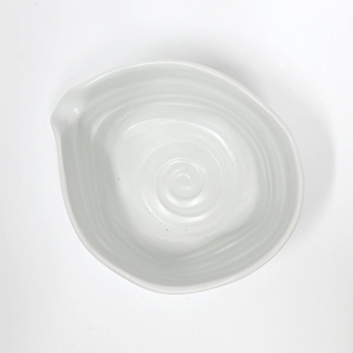 Katakuchi Matcha Bowl With Spout Shiro Matto 12oz Japan