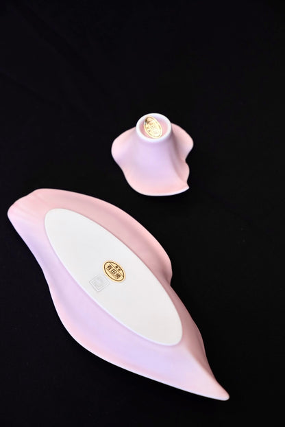 Arita Yaki  Handmade Calla lily shape Series