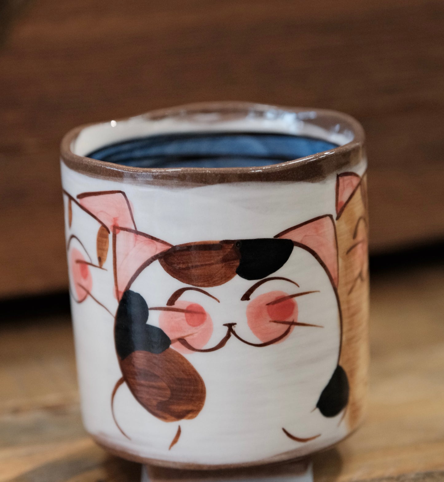 Japan handmade Hasami ware Cat Tea cup