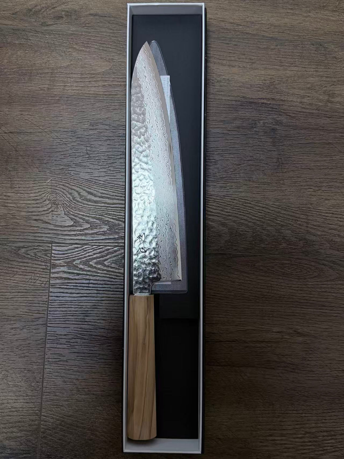 Hatsukokoro Hayabusa VG10 Damascus Tsuchime Gyuto 240mm / Olive