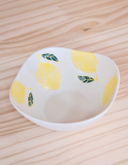 Kikuso Kiln Japan Hasami handcraft Lemon square bowl
