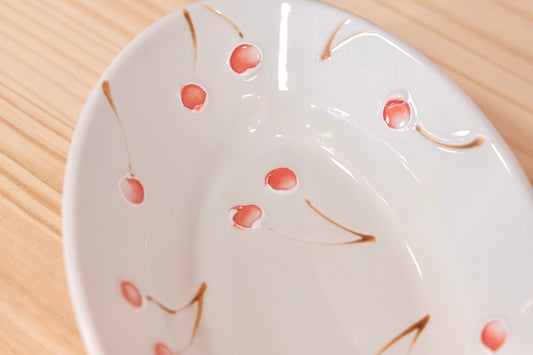 Tokushichi Gama Arita ware Fruits Oval Curry Plate-Cherry
