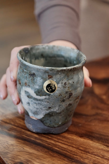 Japan Handmade Shigaraki ware Collector’s Special Edition Series
信楽焼