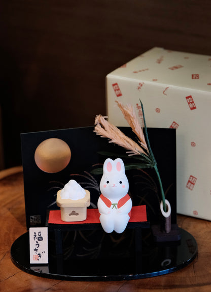 Yakushigama Nishikisai Moon-Viewing Rabbit Set – Large