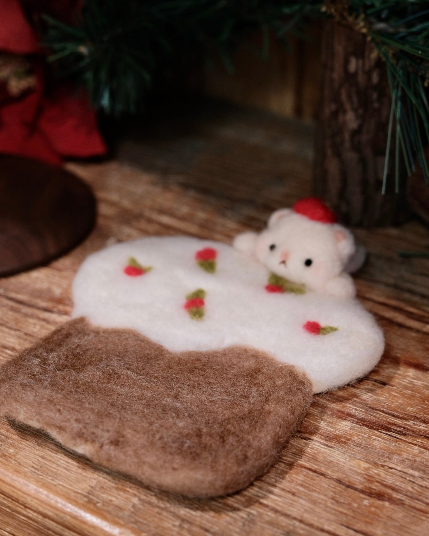 kumapurin-314 Handmade Needle-Felted Coaster (Christmas Limited)