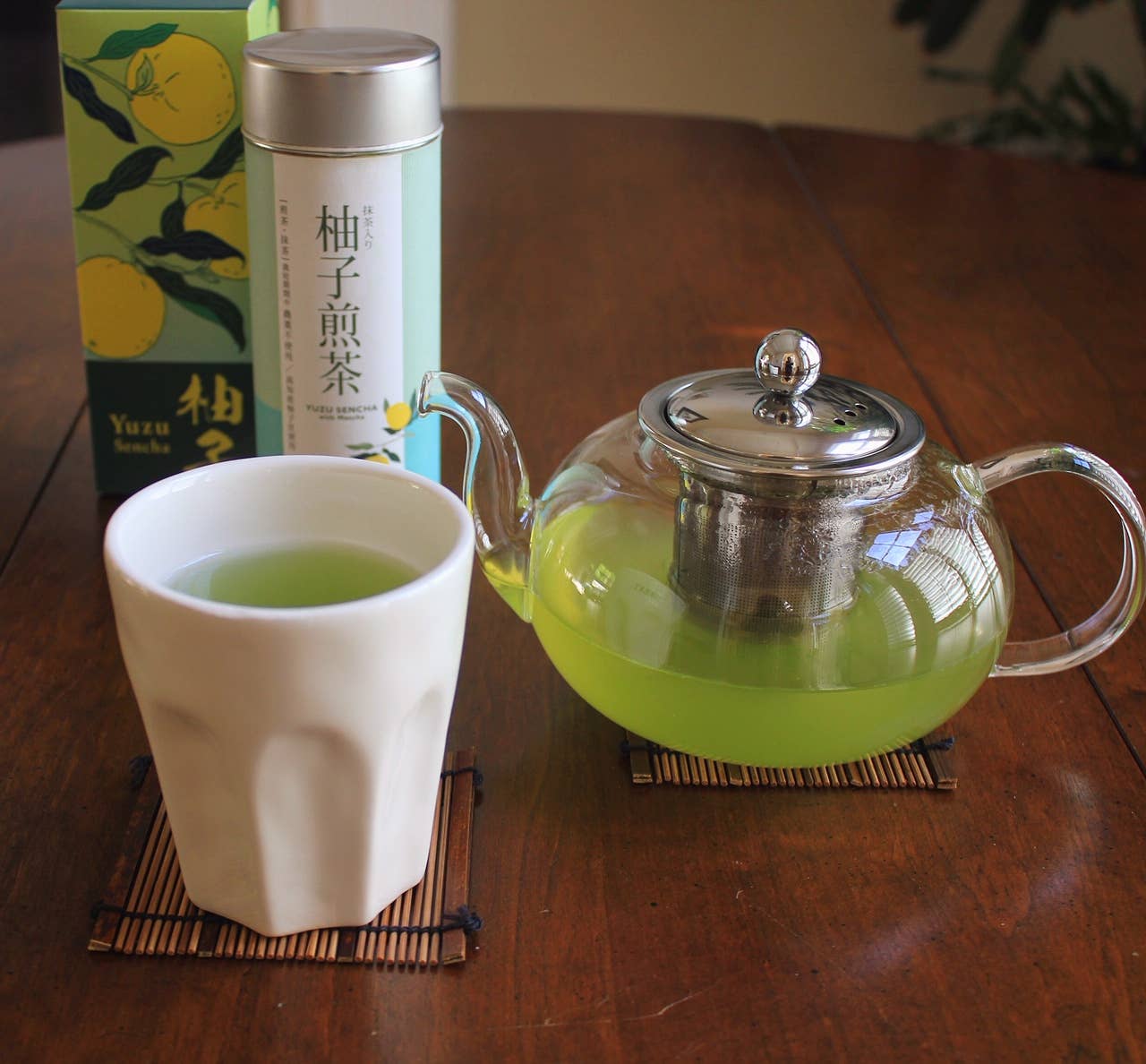 Jugetsudo Tokyo 1854- Yuzu Sencha Loose Leaf 50 g Tin And Box