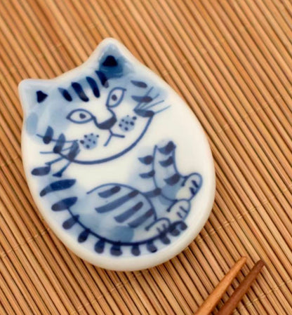 Arita ware handmade Blue white Cat series chopstick rest