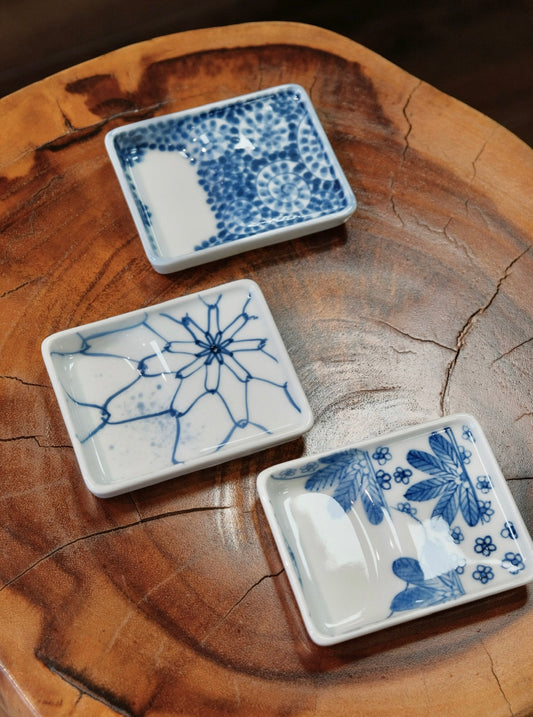 Arita Yaki handmade soy sauce Plate (3 types)