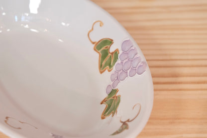 Tokushichi Gama Arita ware Fruits Oval Curry Plate-Purple Grape