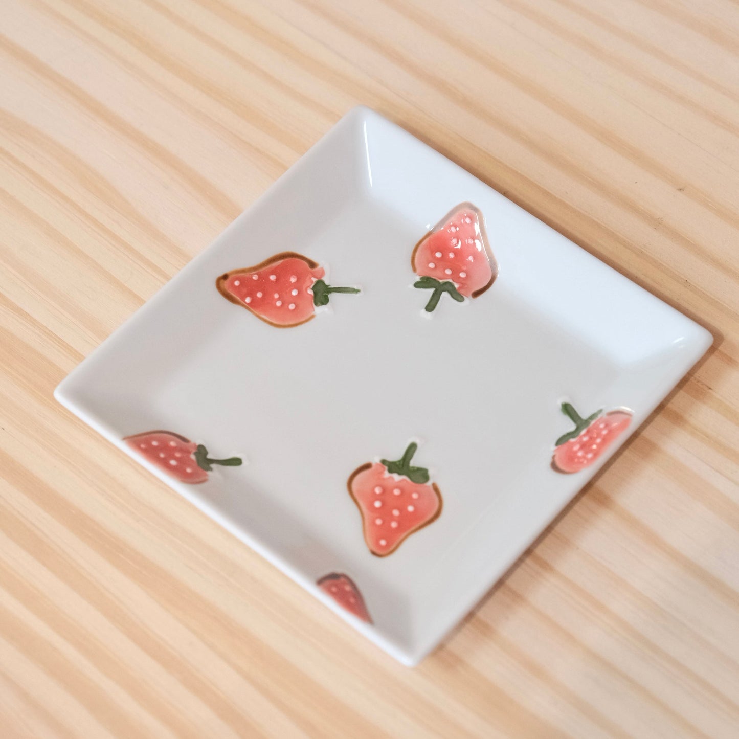 Tokushichi Gama Arita ware Fruits 5'' square dessert plate