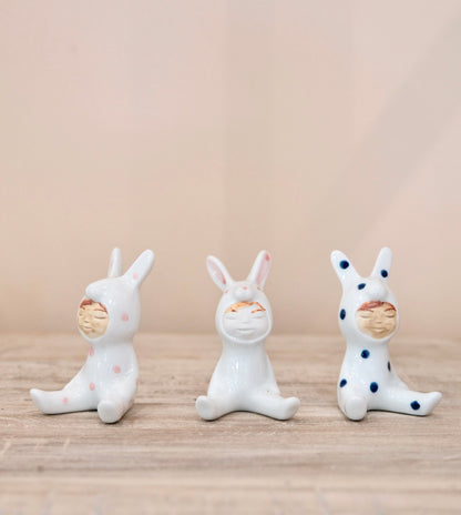 Japan Artisans 北川美宣 Handmade Playful Selection Chopstick Rest- Sitting rabbit