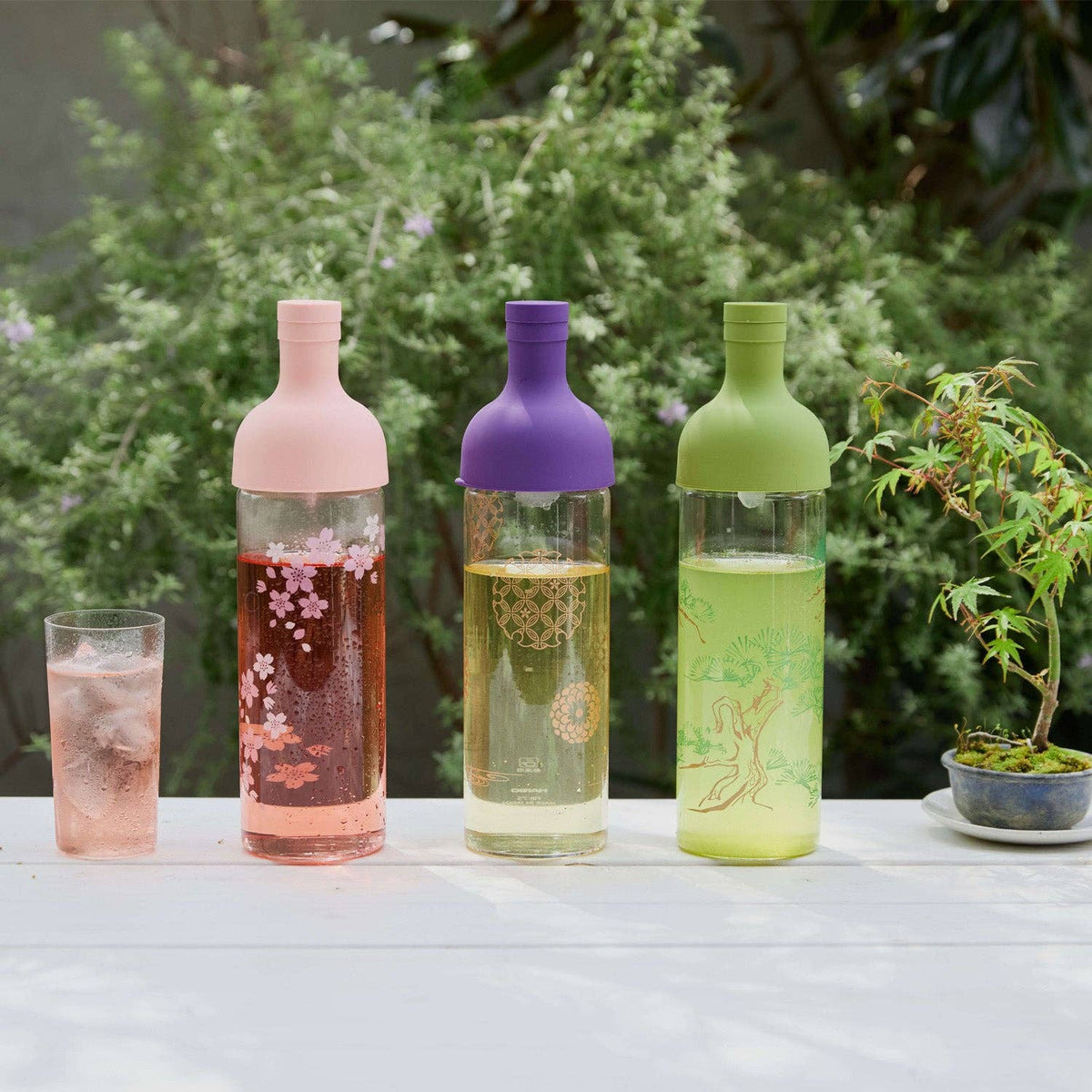 HARIO Japan - "Aya" Series Filter-in Tea Bottle 750mL