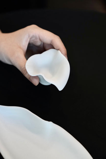 Arita Yaki  Handmade Calla lily shape Series