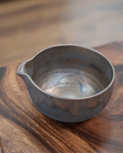 Yukiakari Katakuchi 12oz  Matcha Bowl With Spout Mangantataki